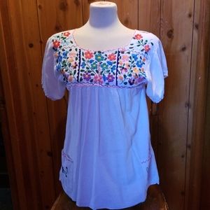 Vintage S/M hand stitched flowered mexican blouse